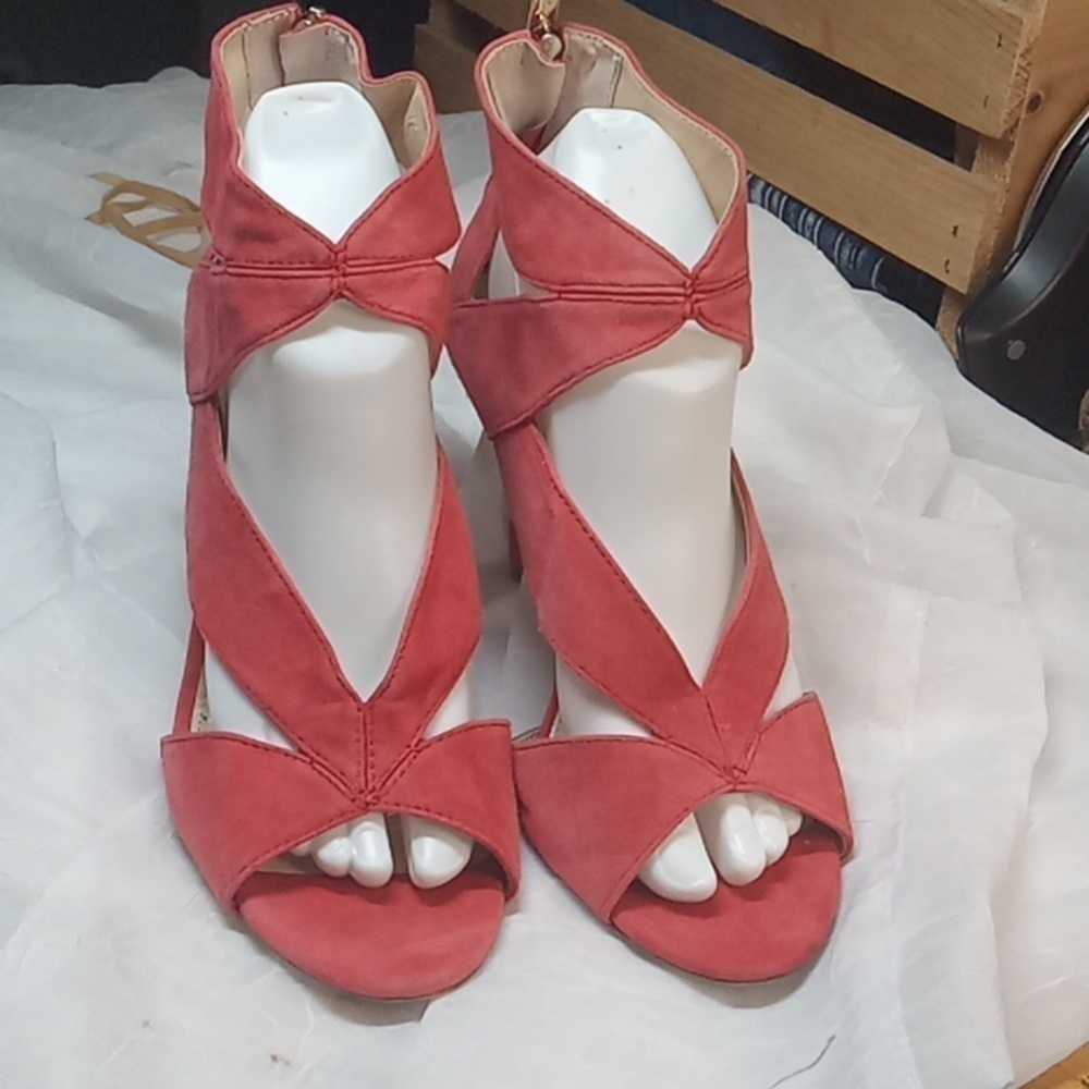 Vince camuto corral women's heels size 8.5